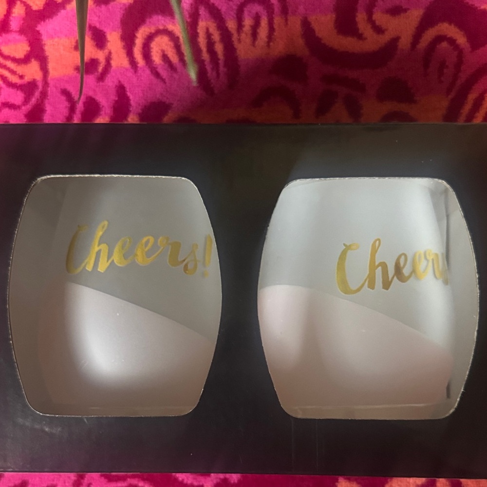 Brand New! Gold Cheers Glass Set